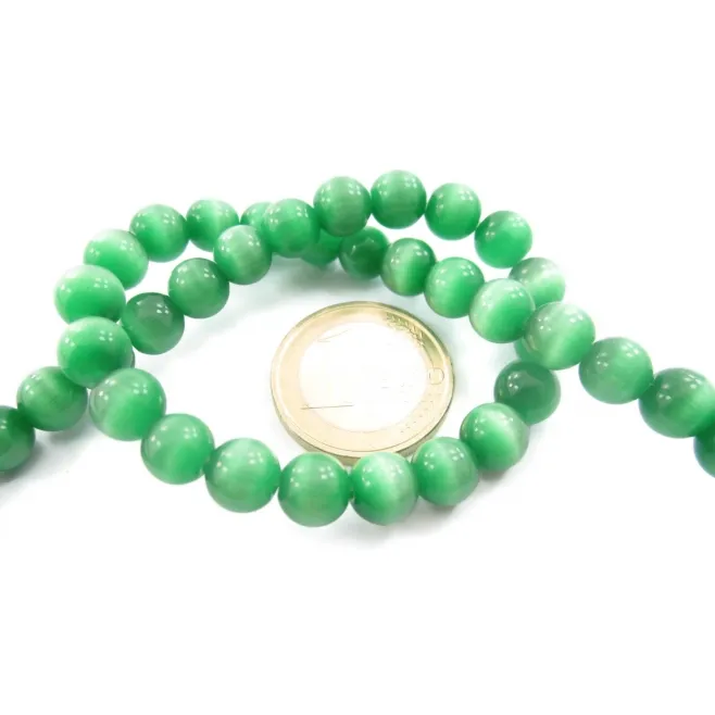 1 filo di perle verdi in occhio di gatto cabochon di 8 mm