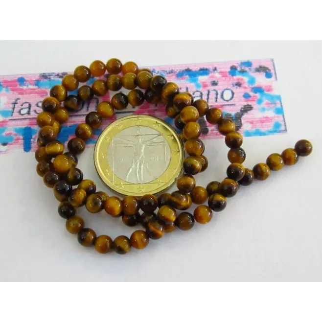 un filo di occhio di tigre cabochon diametro 4 mm.