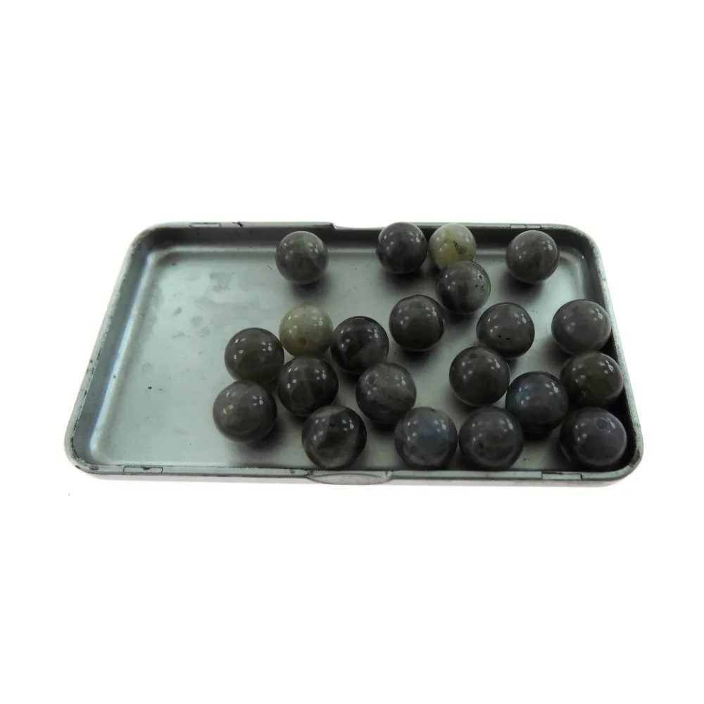 21 pietre di labradorite cabochon diametro 10 mm.