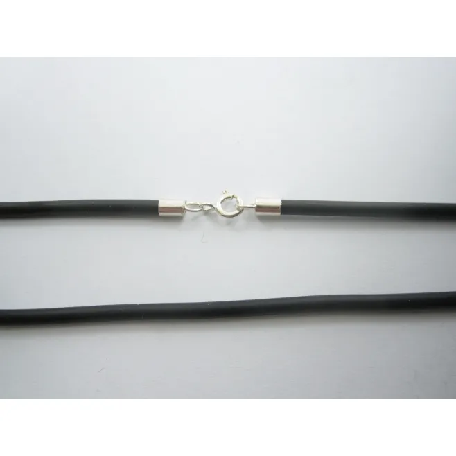Collana caucciù lunga 40 cm  chiusure argento 925 diametro 3 mm  1pz.