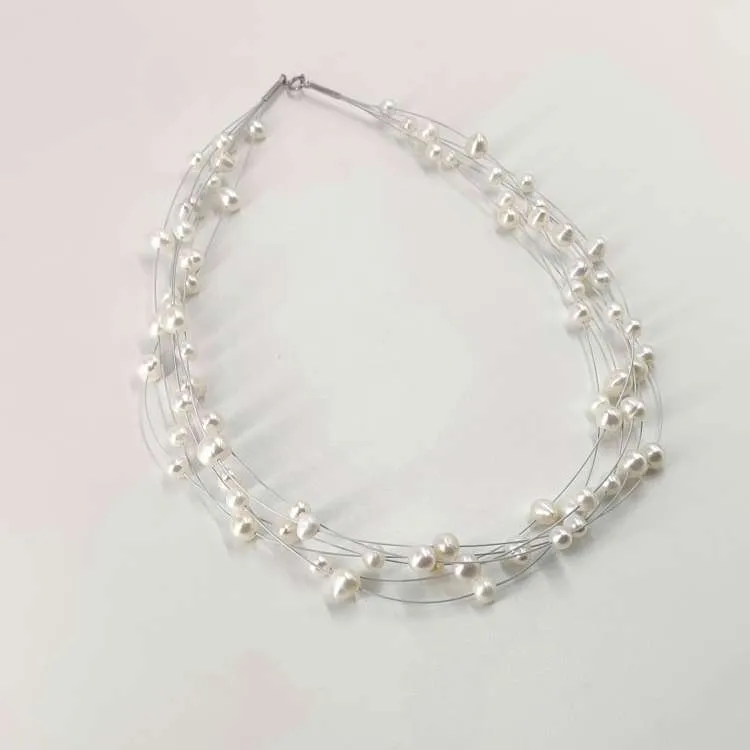 Collana Satelliti con perle di fiume