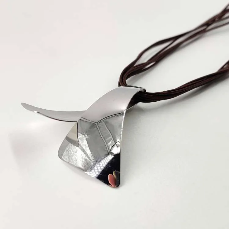 Collana lunga con ciondolo Touch in argento