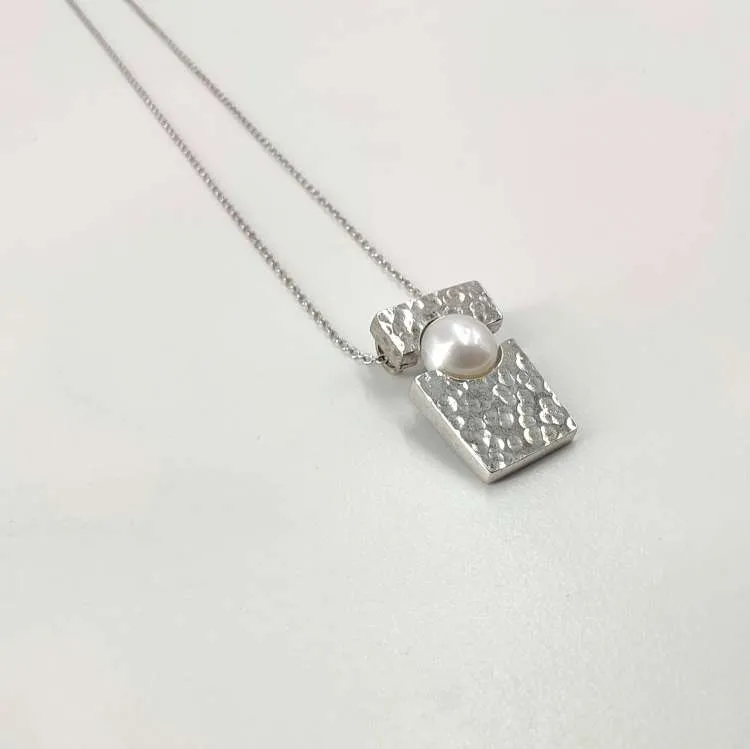 Collana con ciondolo Perla in argento