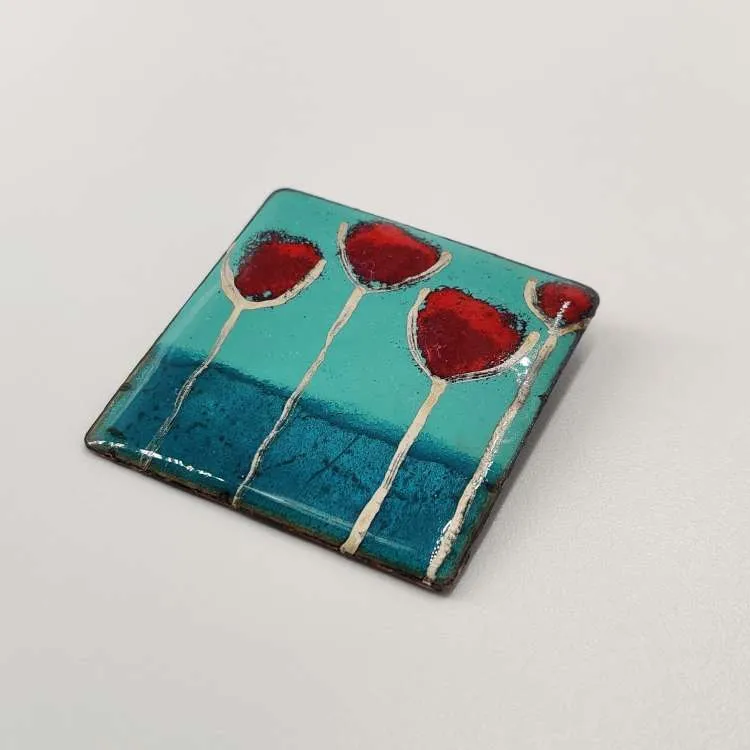 Spilla Quadrada in ottone smaltato