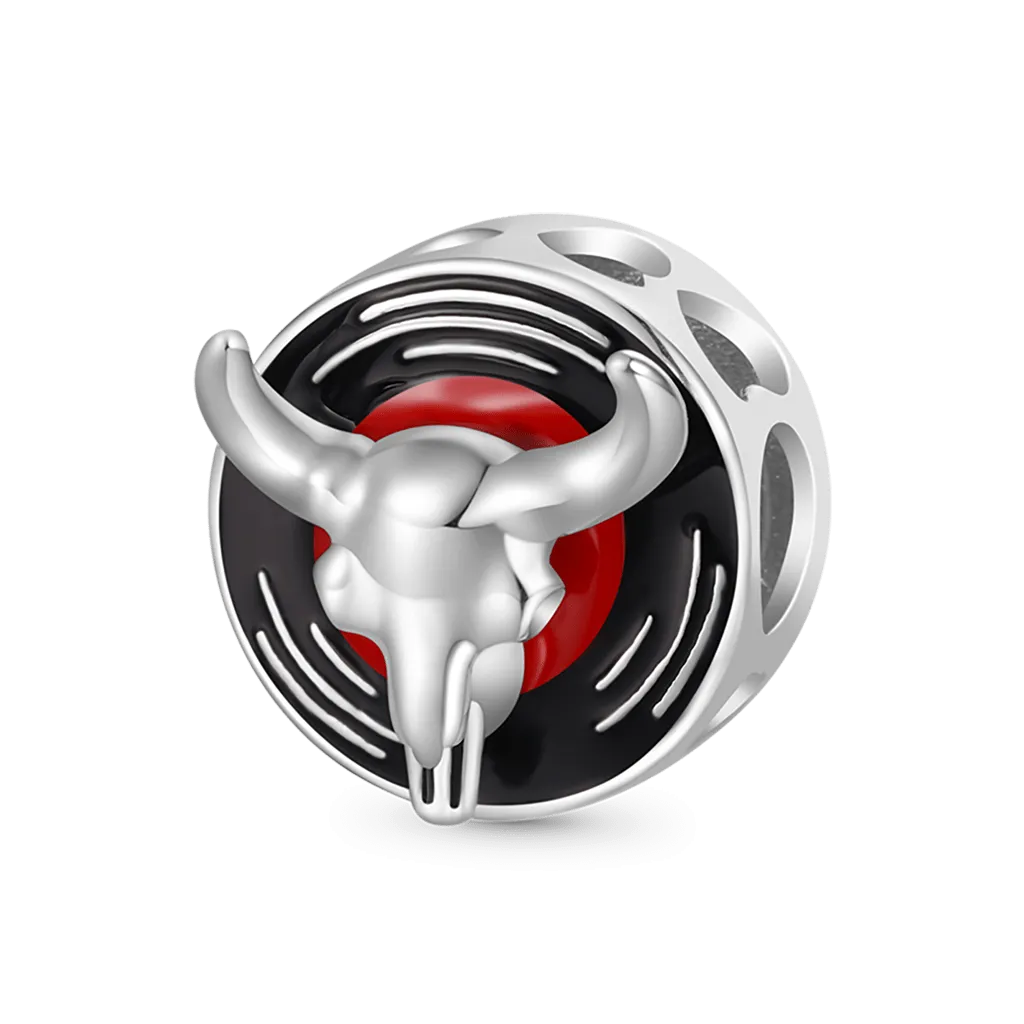 Gnoce Ciondolo Da Record Con Teschio Di Bestiame In Argento