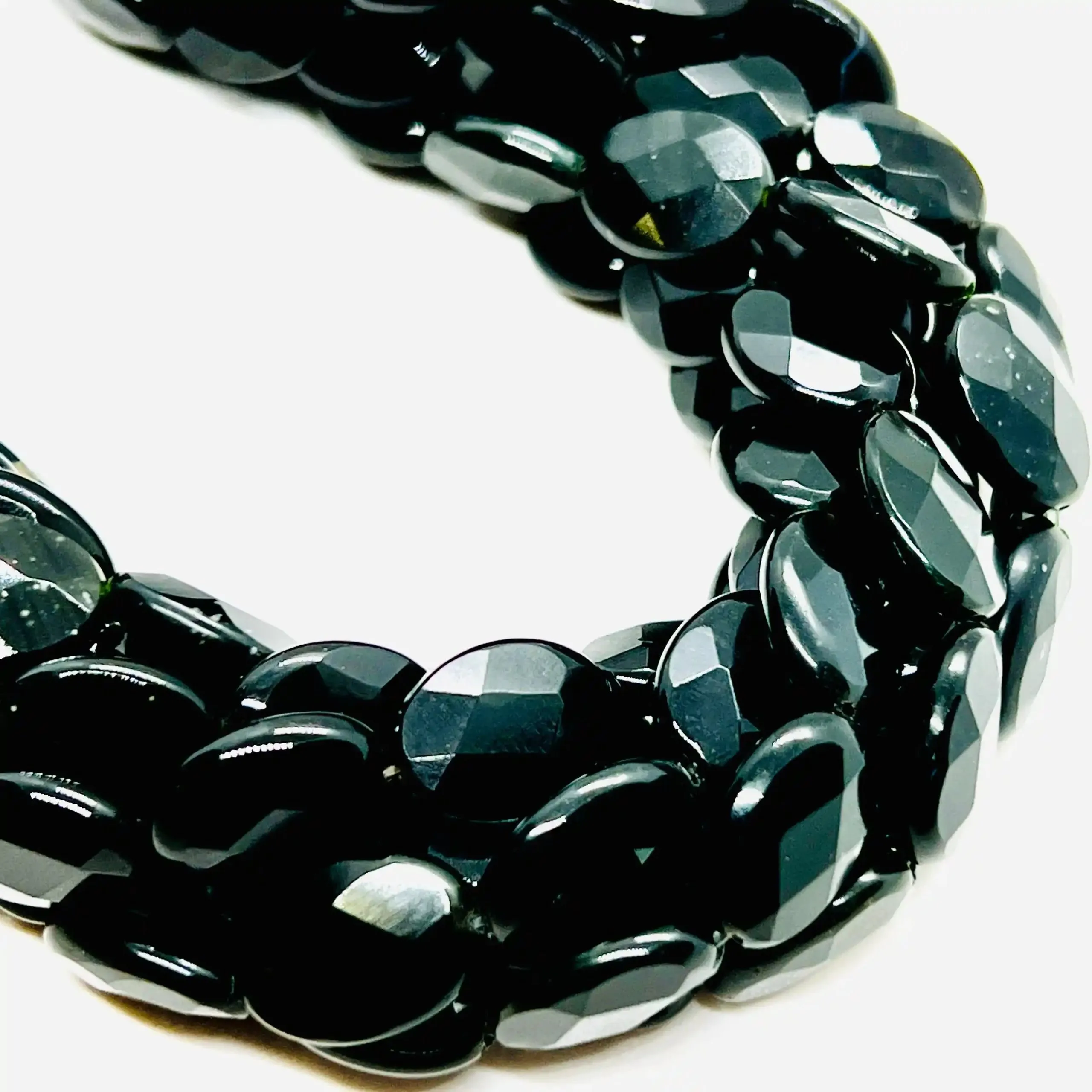 filo di agata ovale sfaccettato 14 mm x 10 mm colore nero