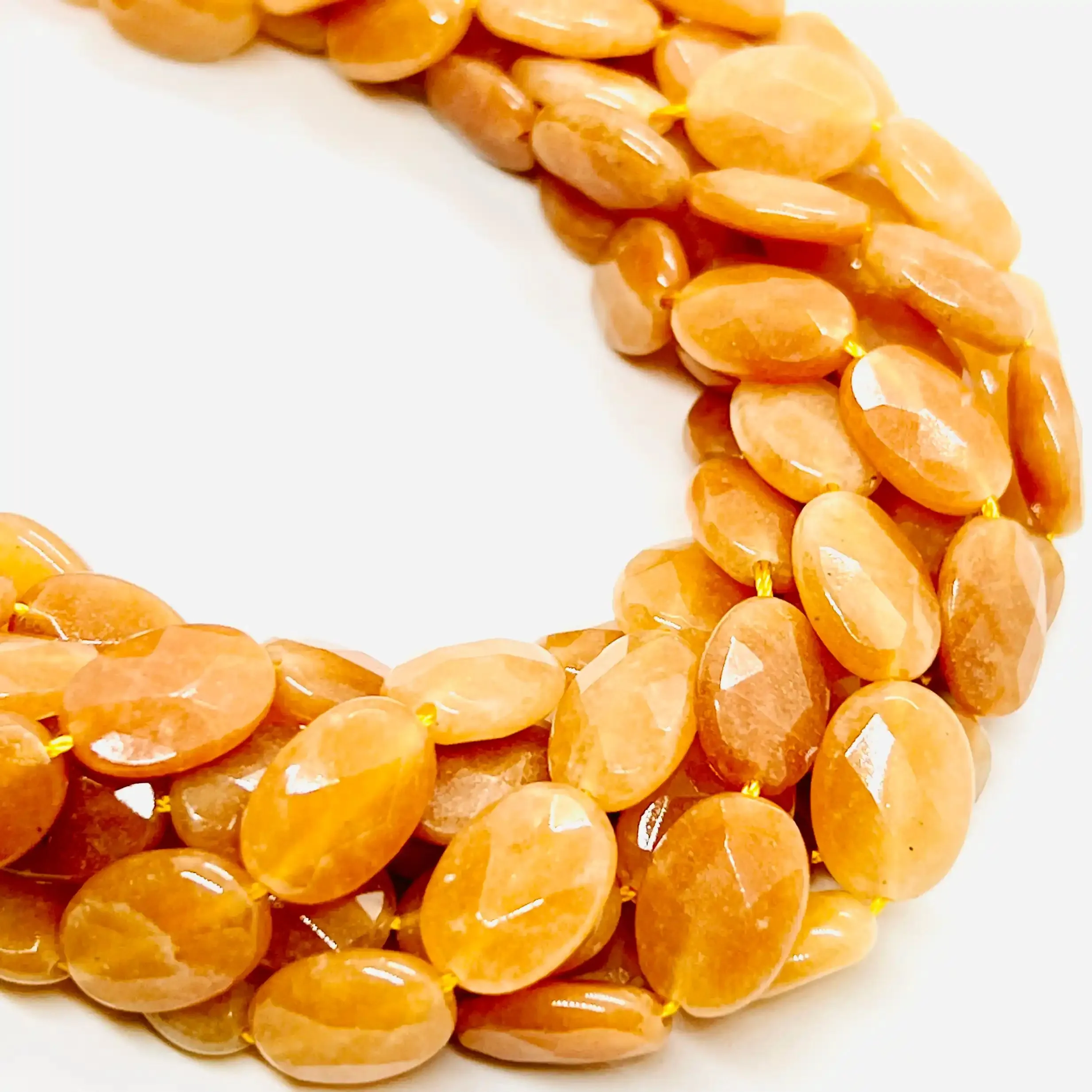 filo di agata ovale sfaccettato 14 mm x 10 mm colore arancione anticato