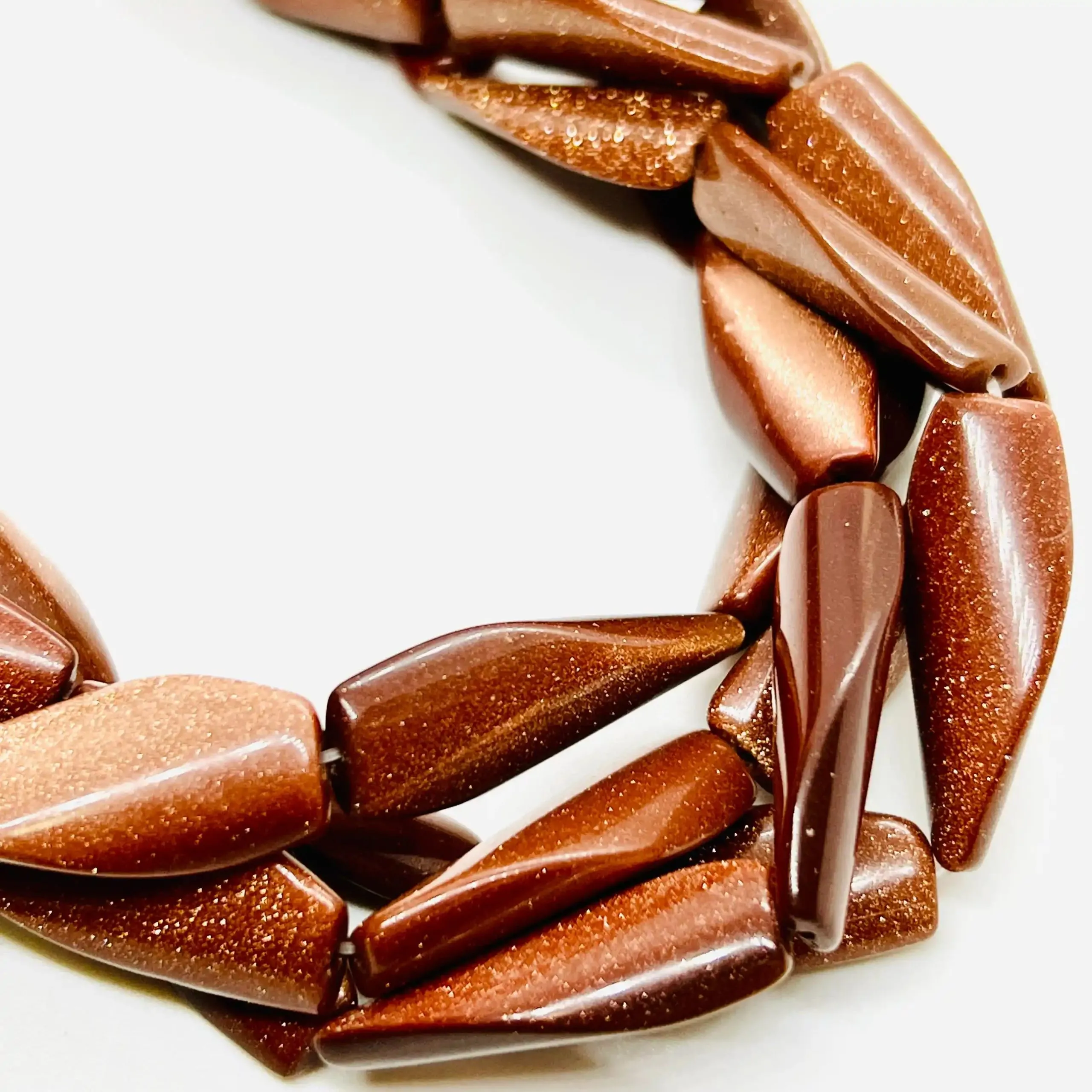 filo di pietra del sole prisma spirale 28 mm x 13 mm colore marrone glitter