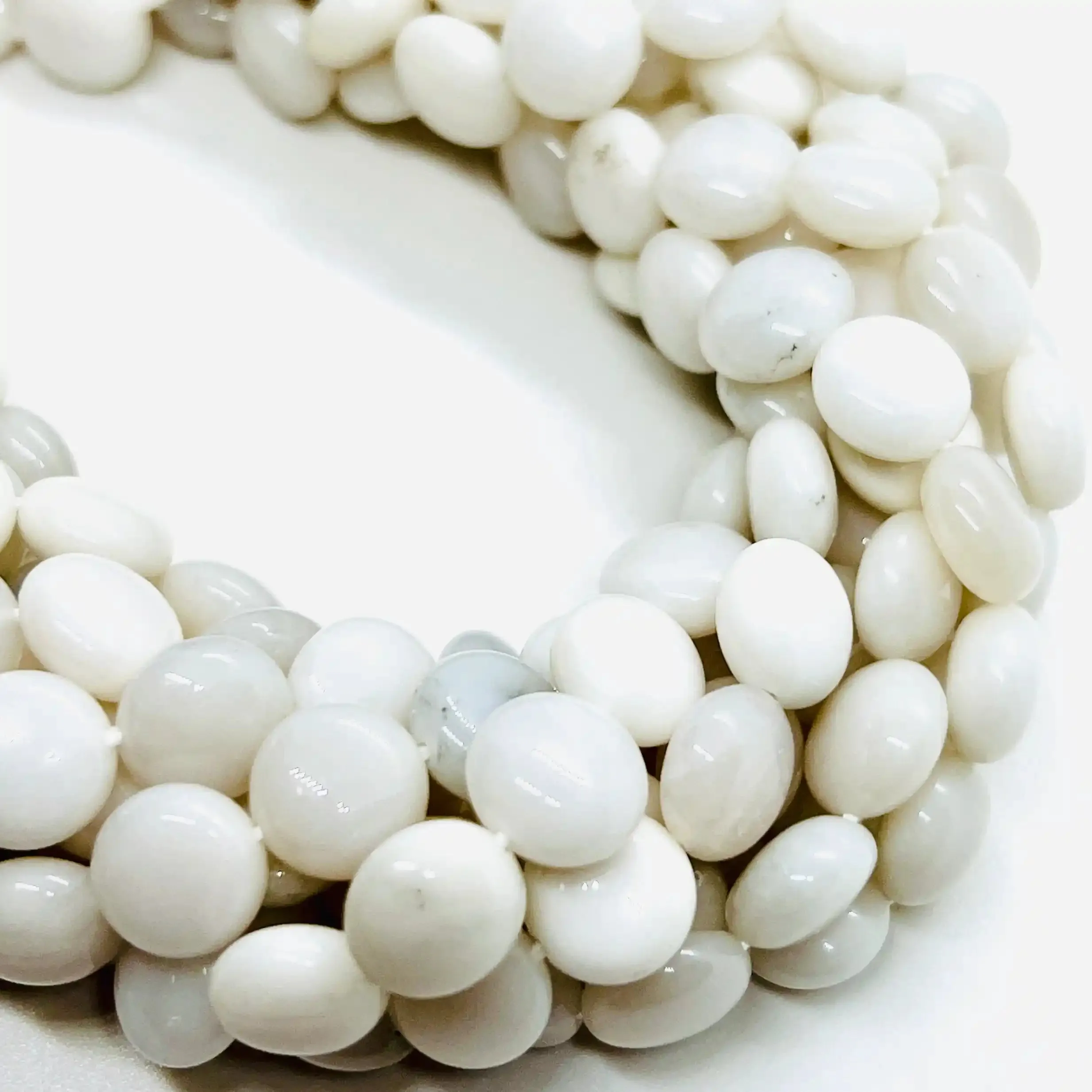 filo di agata cerchio pastiglia 10 mm colore bianco