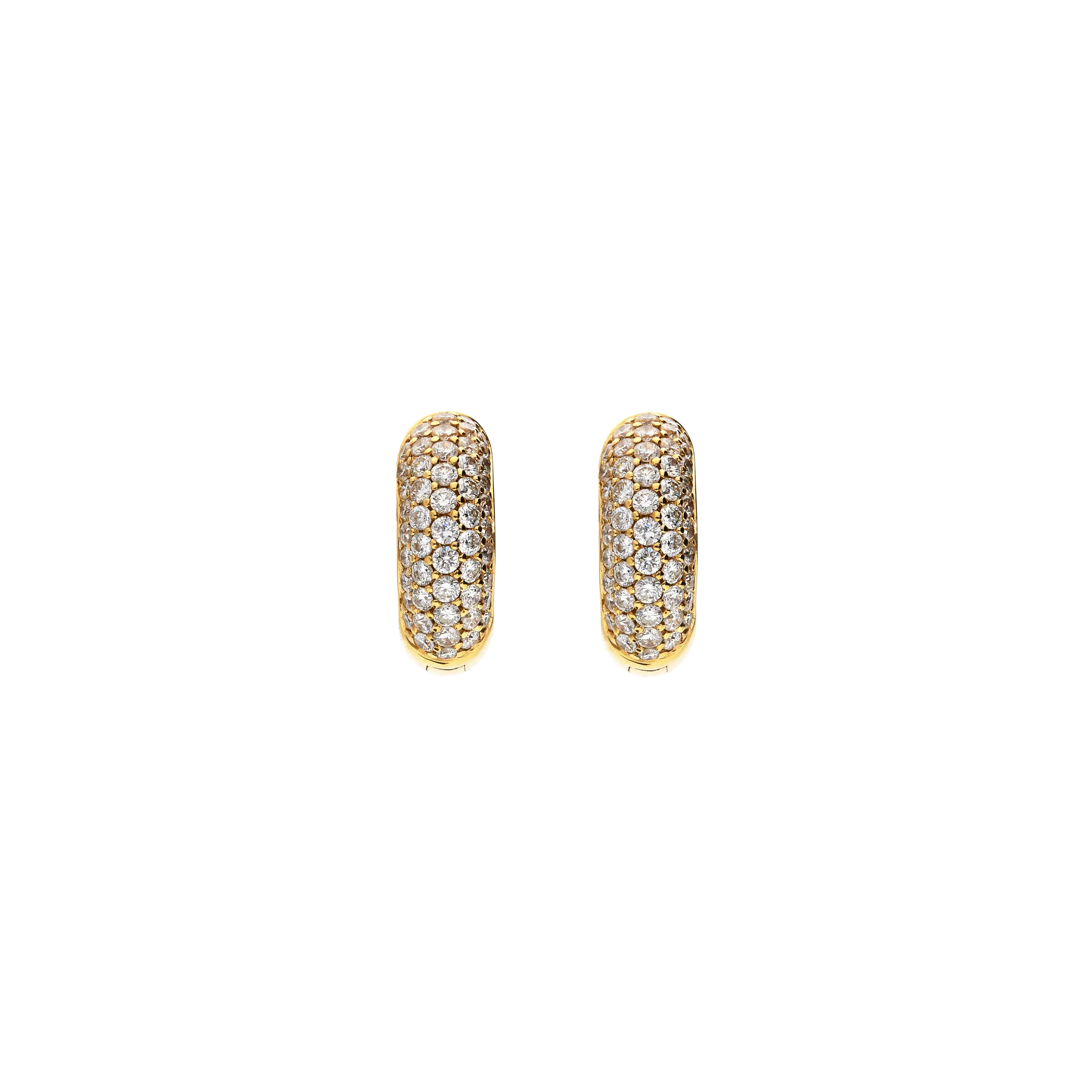 ORECCHINI A CERCHIO BOMBATO IN ORO ROSA CON DEMI-PAVÈ DI DIAMANTI BIANCHI - VE08956DP