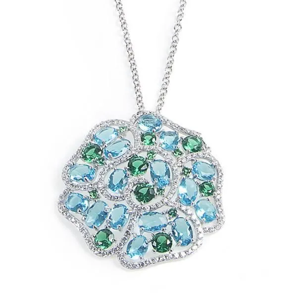 Collana con pendente dal decoro floreale