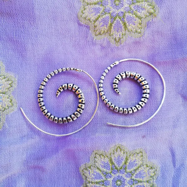 ORECCHINI etnici MILANA in ottone senza pietra