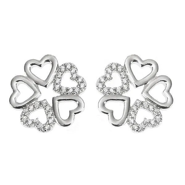 Orecchini a lobo con quadrifoglio composto da cuori