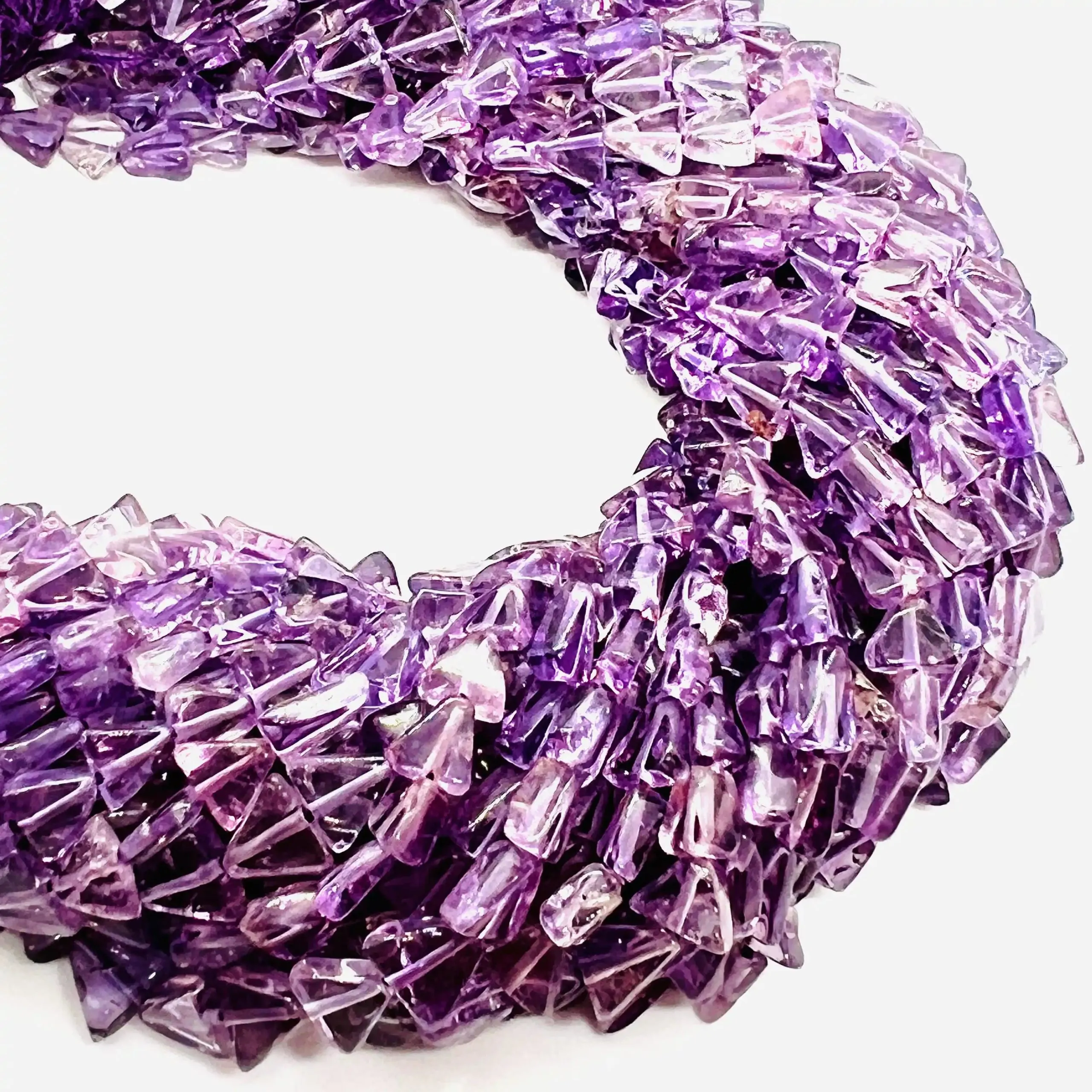 filo di ametista naturale triangolo piatto 7 mm x 6 mm