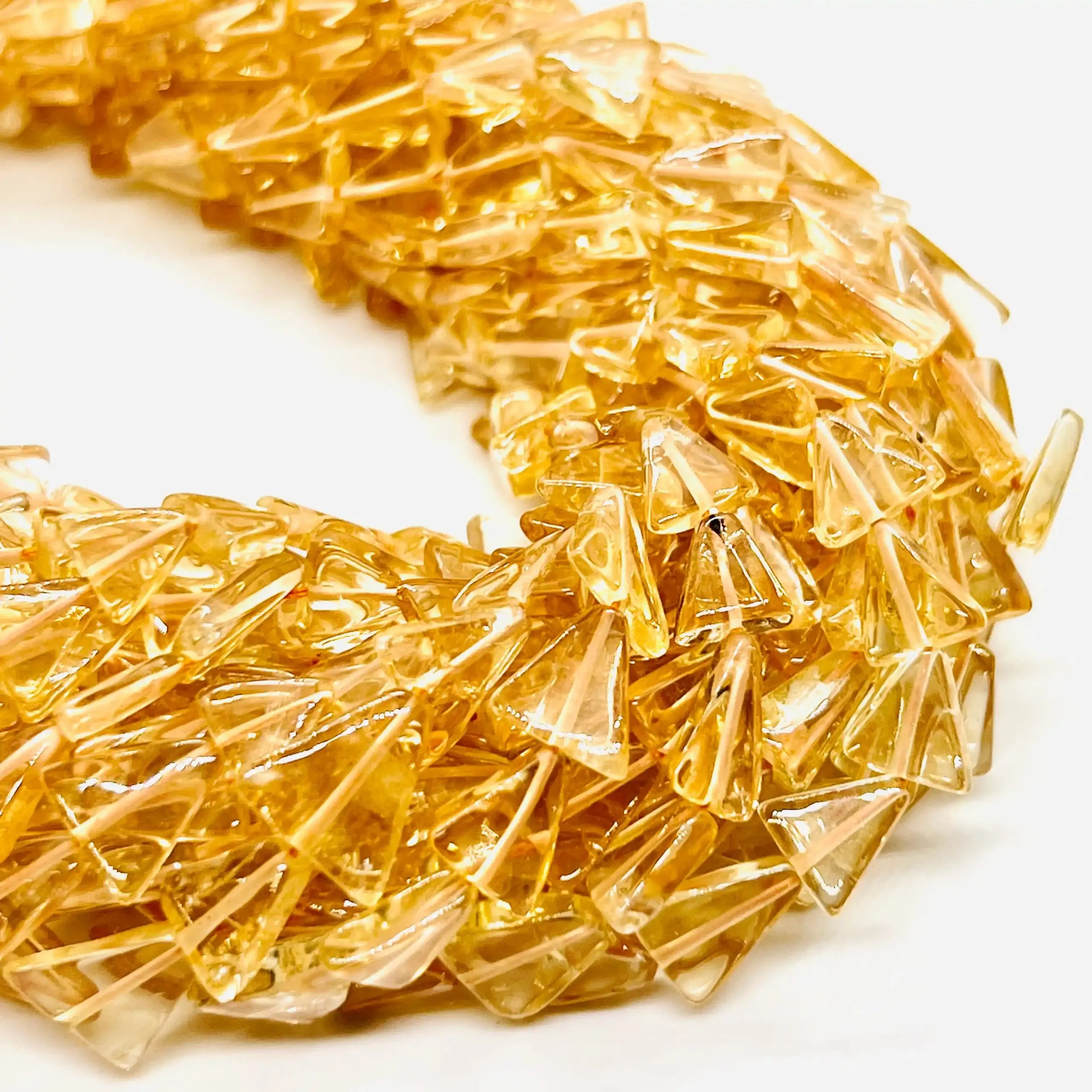 filo di quarzo naturale triangolo piatto 7 mm x 6 mm