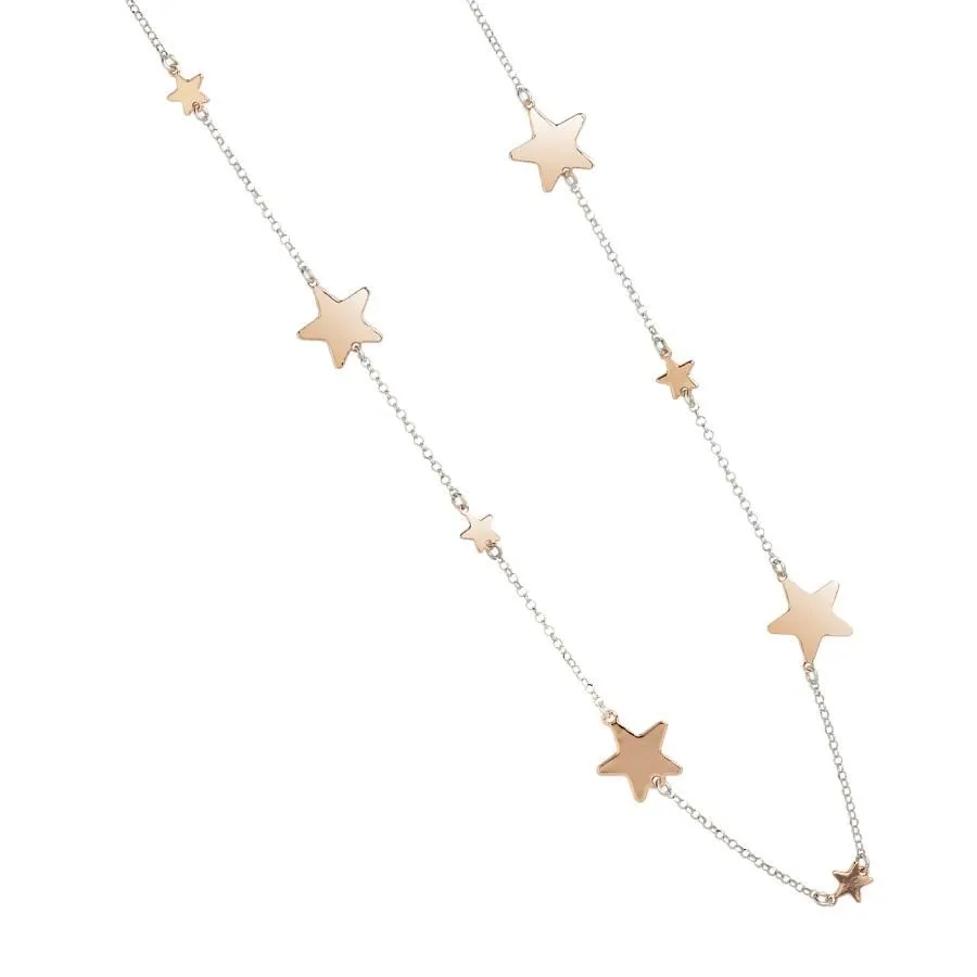 Collana lunga rosata con stelle lucide alternate a stelle passanti