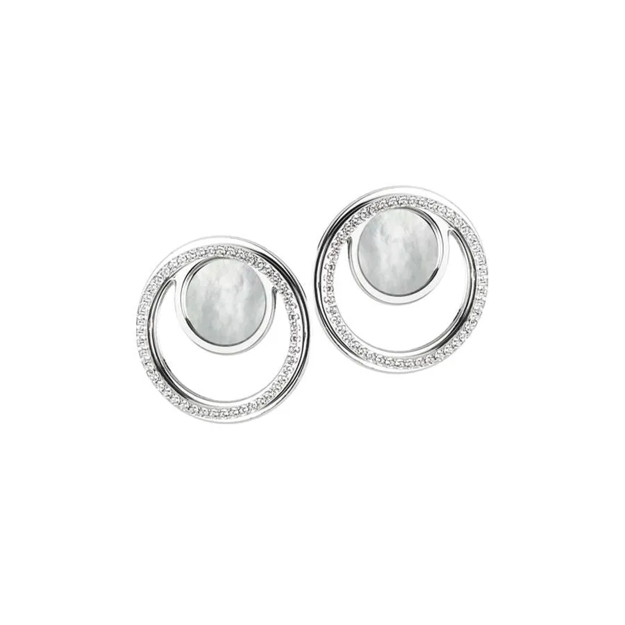 Orecchini a lobo con madreperla e zirconi