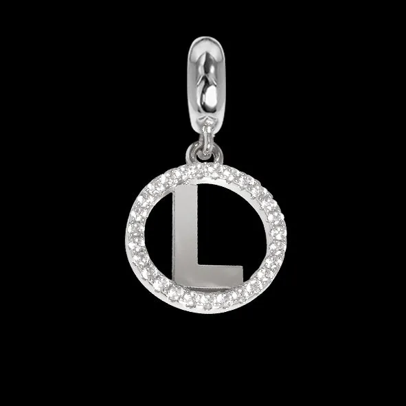 Charm circolare in zirconi con lettera L