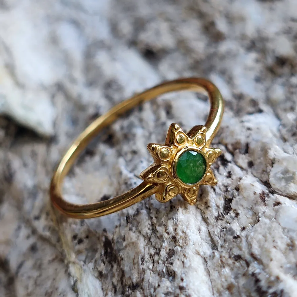 Goldener 925er Silberring mit Stein - NARAT