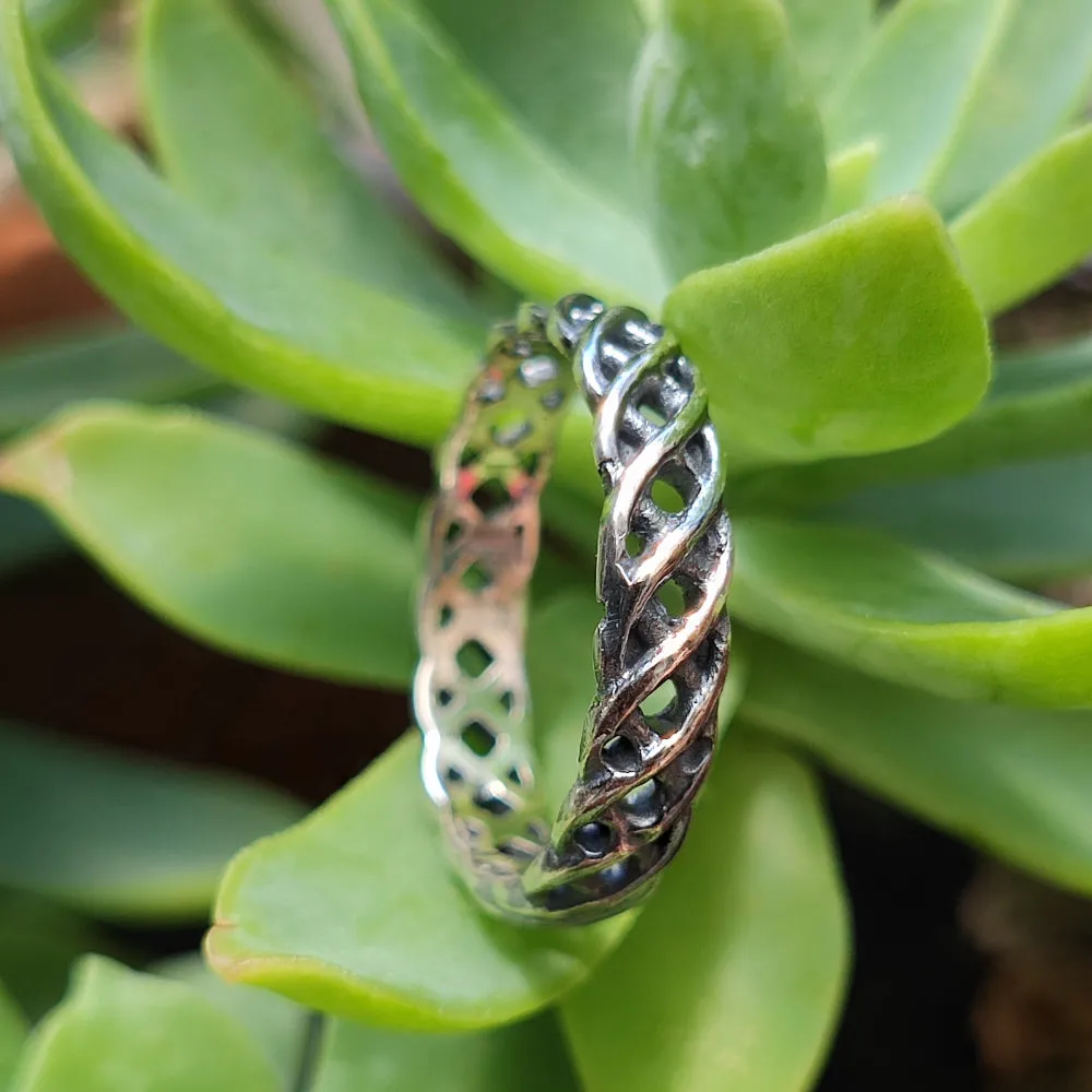 Ethnic ring in 925 silver - WOKHA