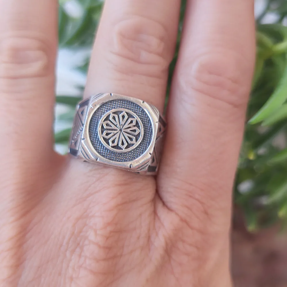 Indian Ethnic Ring in 925 Silver - SURAT