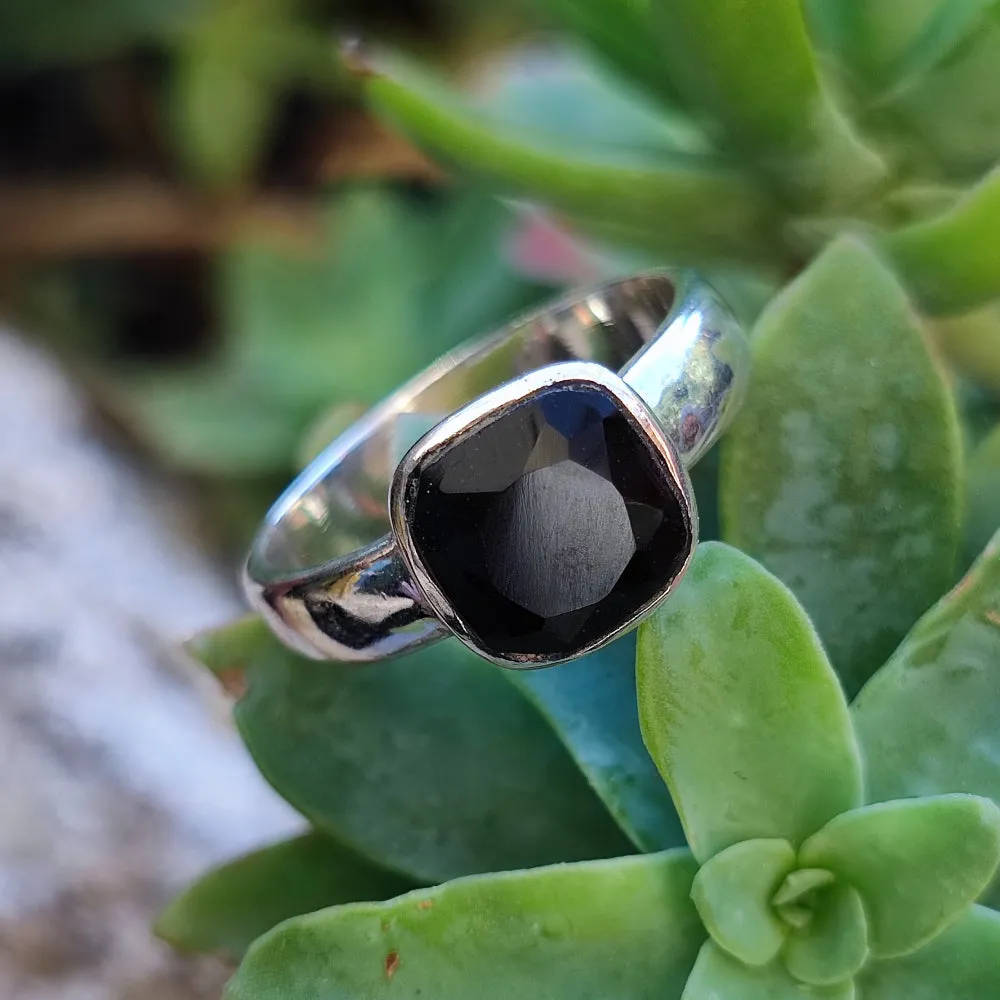 Ethnischer Ring aus 925er Silber mit Stein – TURKI