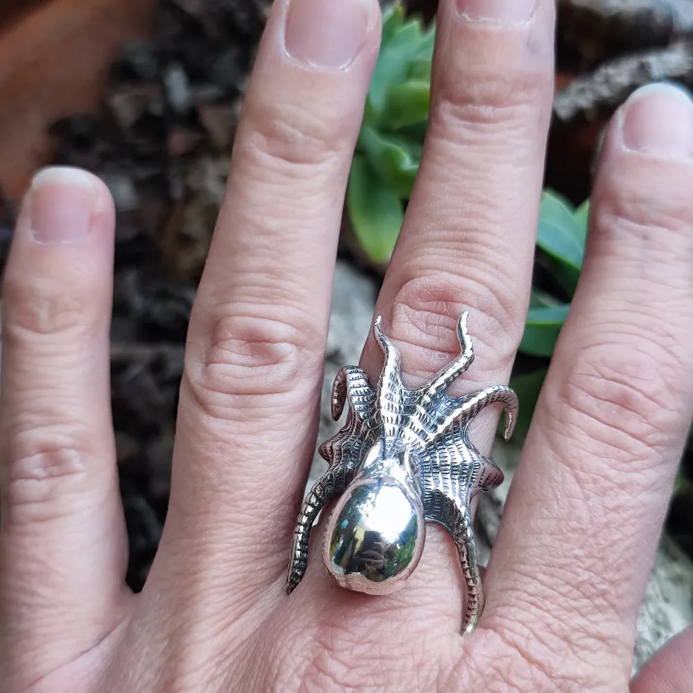 Ring mit handgefertigtem Oktopus aus 925er Silber - PULPO