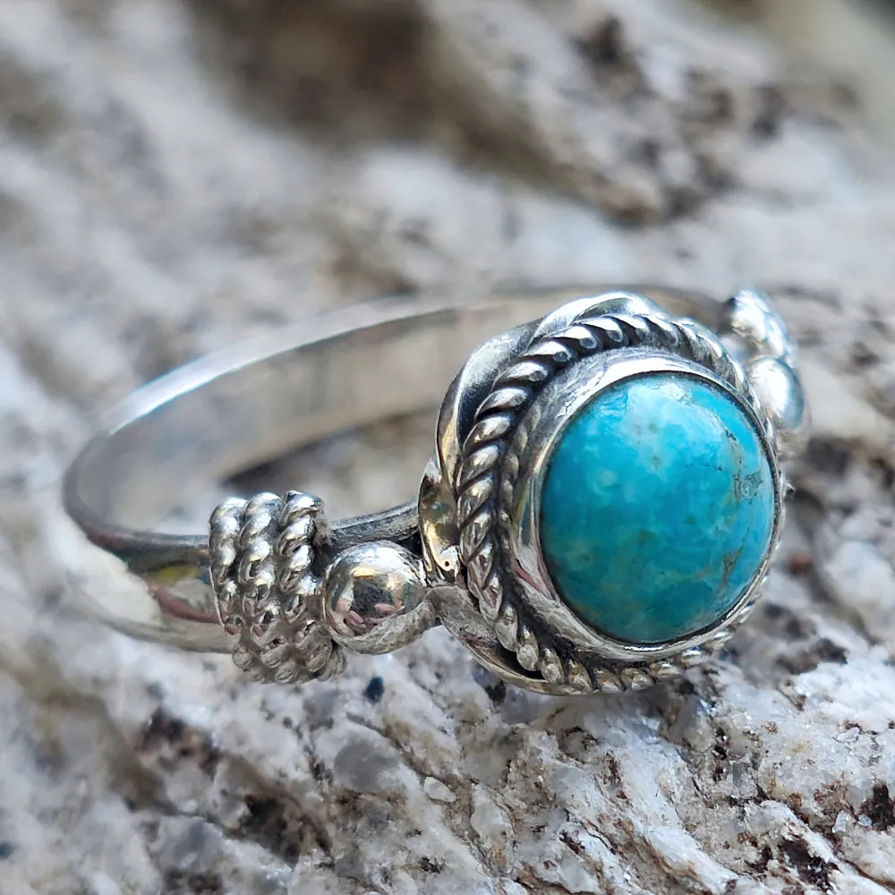 Ethnischer Ring mit Stein aus 925er Silber – CHILLAW