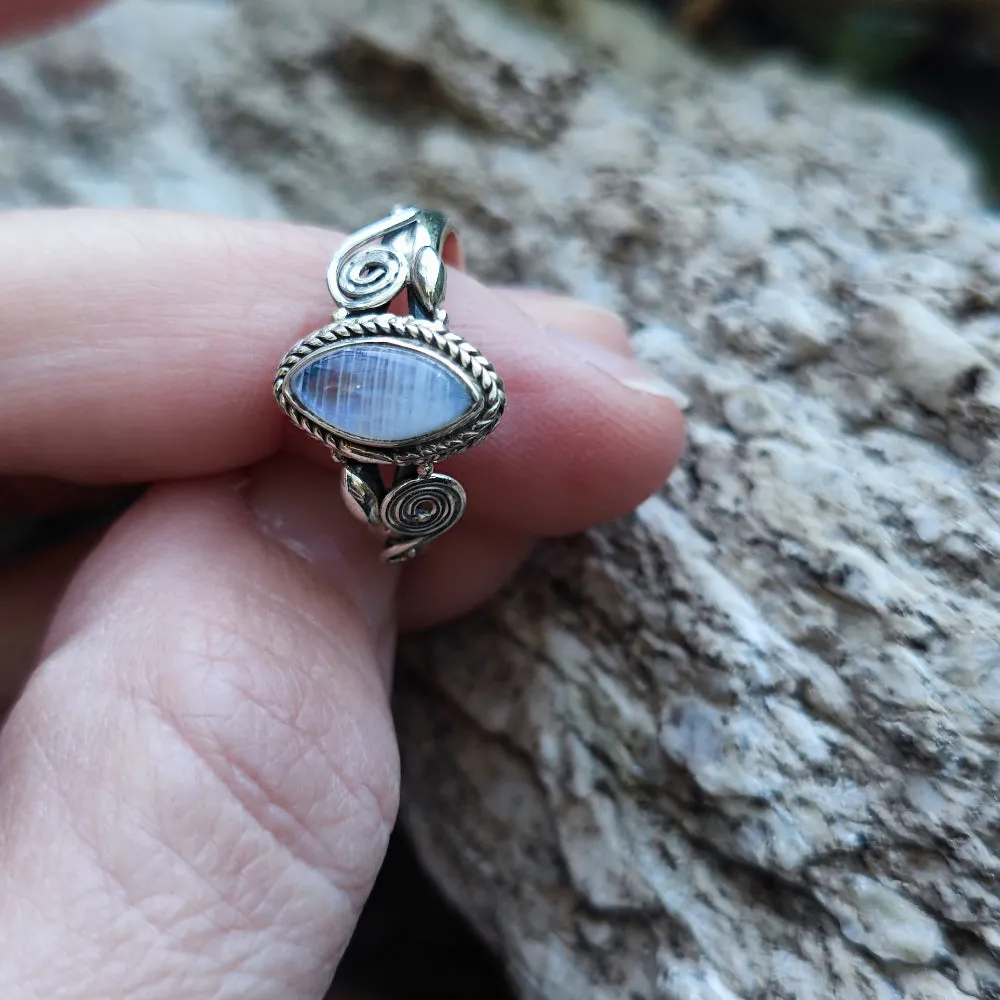 Ethnischer Ring mit Stein aus 925er Silber – MAHO