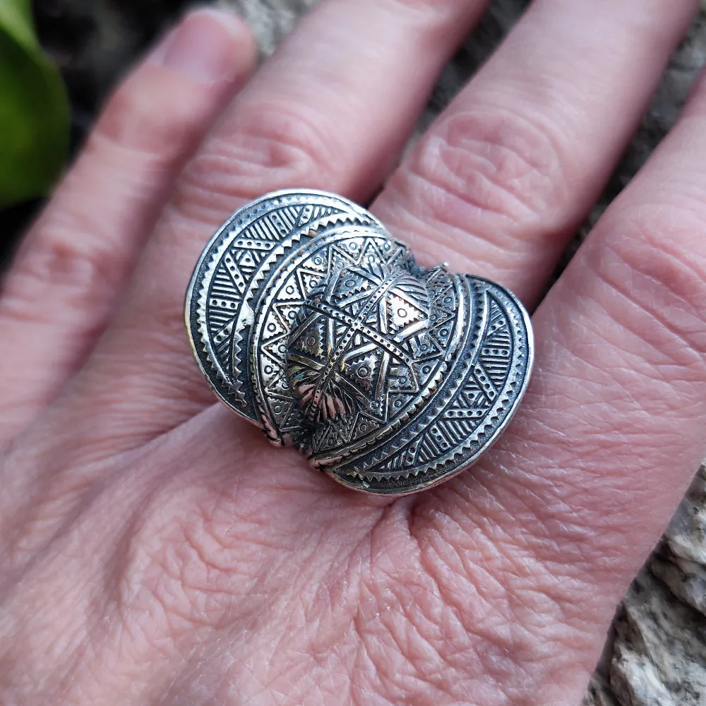 Handgefertigter Ethno-Ring aus 925er Silber – SHIANI