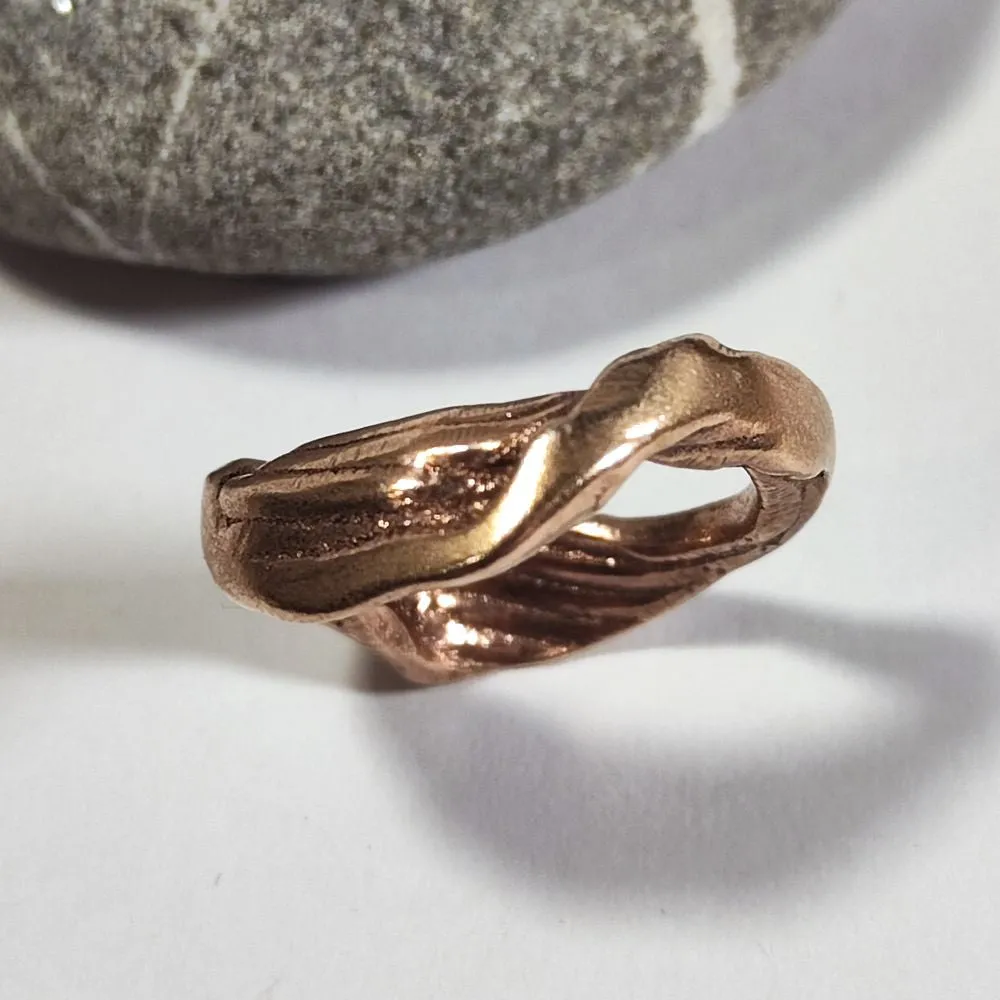 SOLOTE bronze ring for women or men size 7