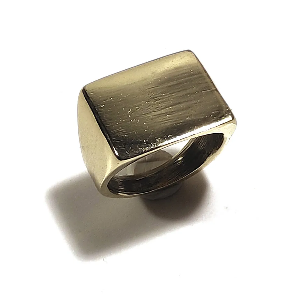 ANELLO MIGNOLO in ottone chevalier rettangolare