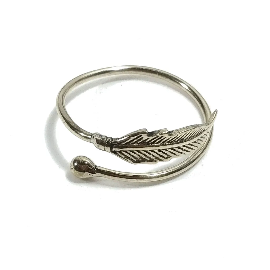 PANKH Ring with Feather - Adjustable Size