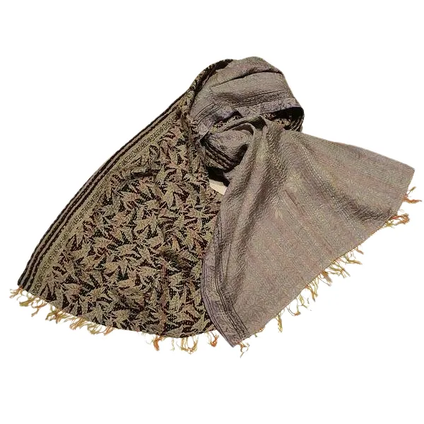 Sciarpa KANTHA con tessuti vintage misto seta ricamo a mano nero