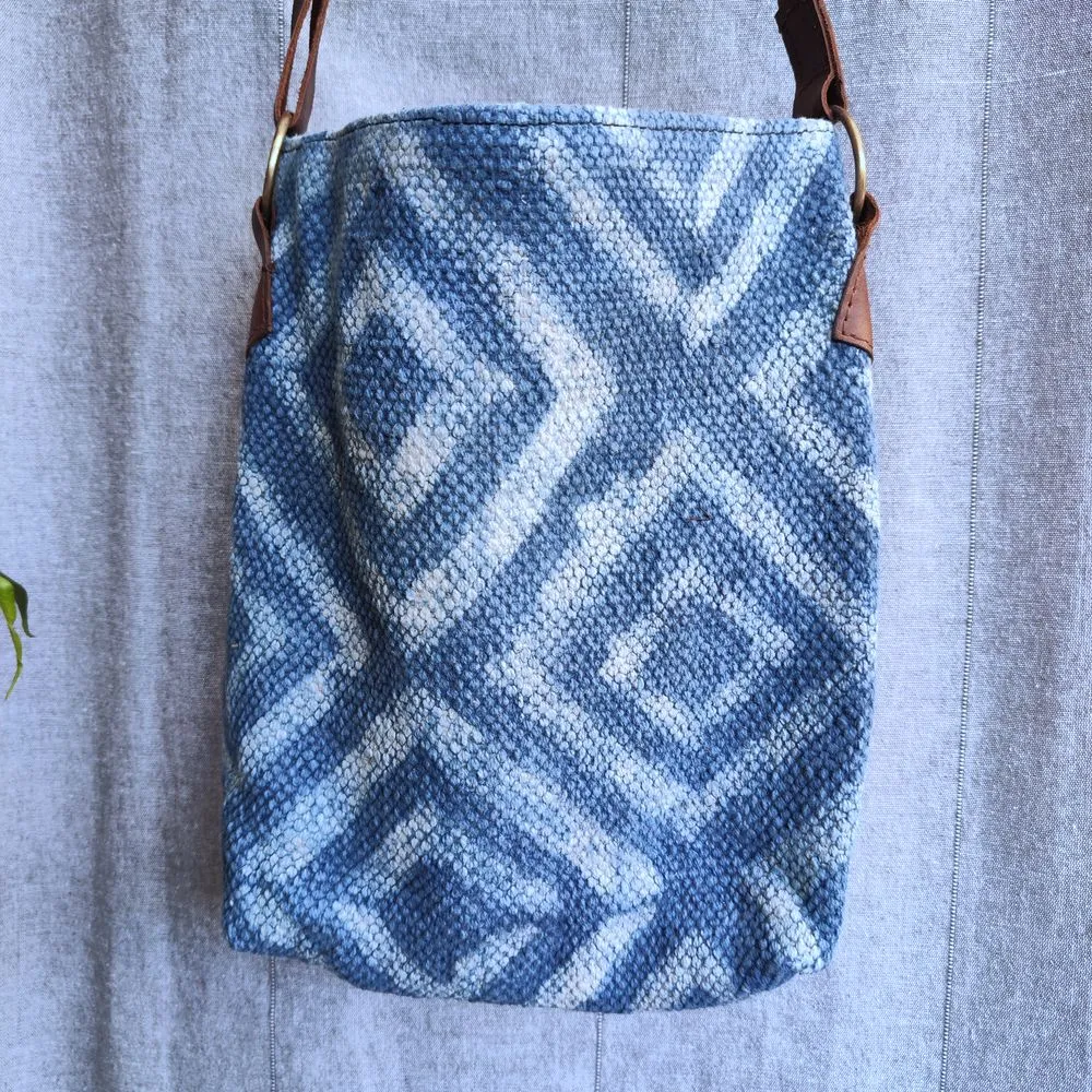 KHAADI shoulder bag handcrafted in cotton and stamping
