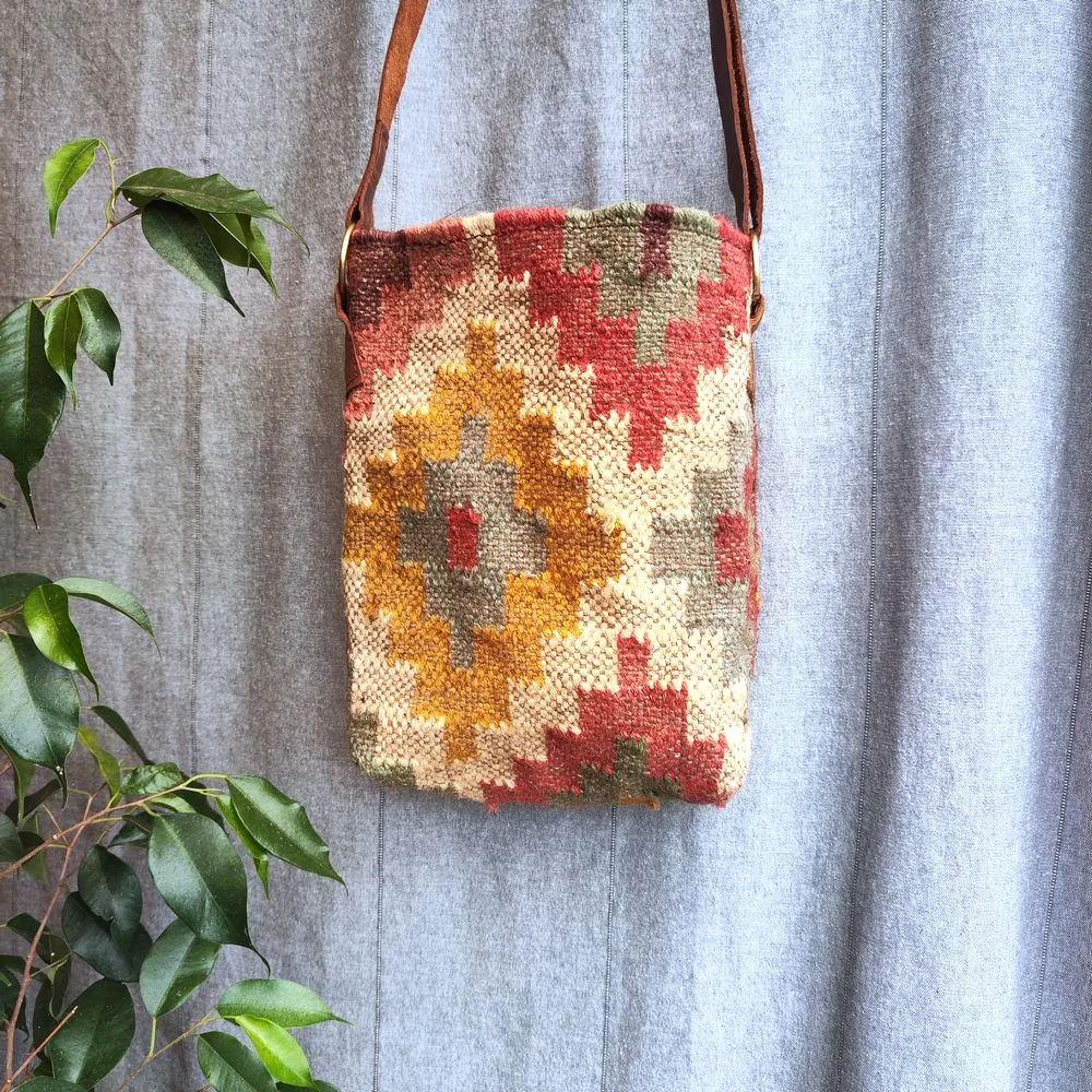 AGRA shoulder bag handcrafted with KILIM and Leather