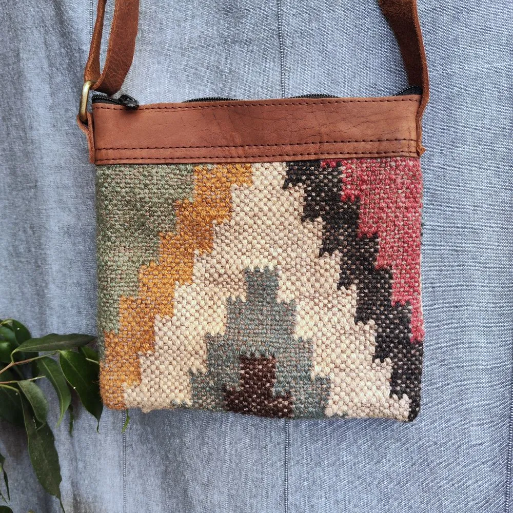 IRA shoulder bag handmade with KILIM and Leather