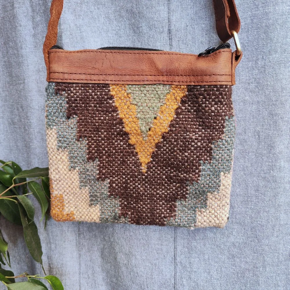 ADITI shoulder bag handcrafted with KILIM and Leather