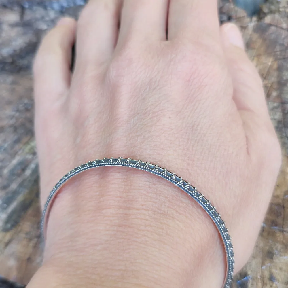 Rigid ethnic bracelet in 925 silver - LATHIKATA