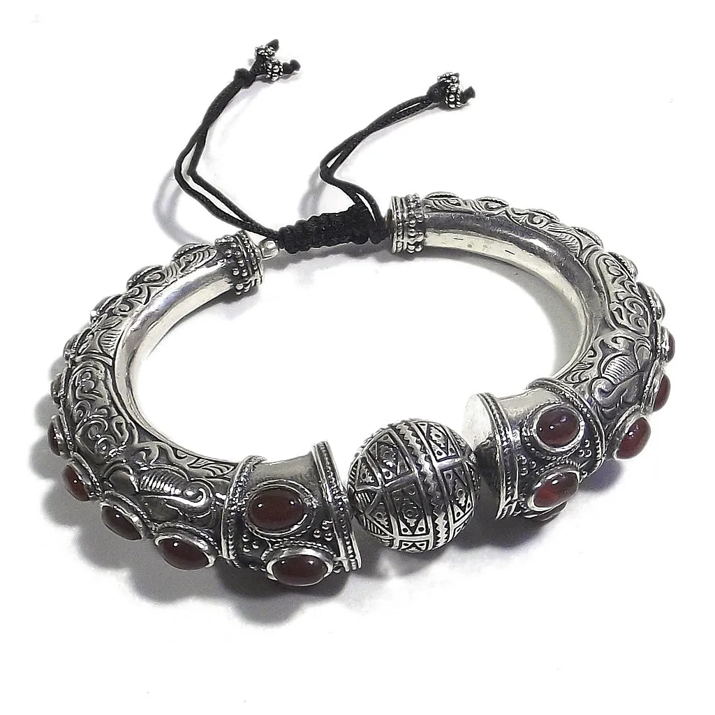 Bracciale etnico JIGER in argento con Corniola
