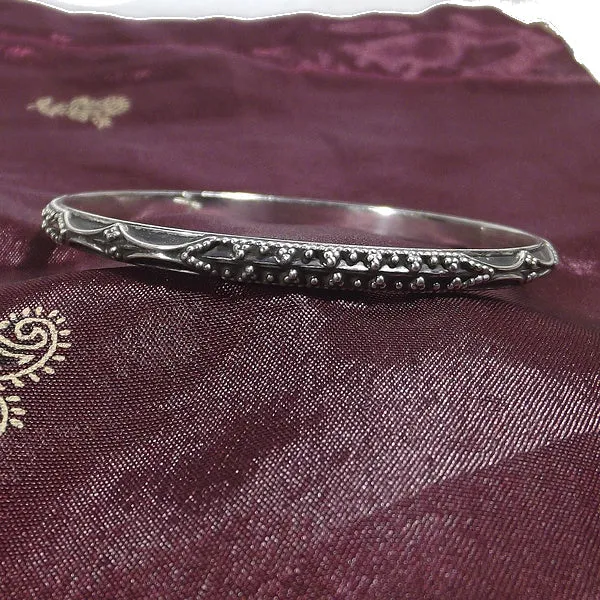 Bracciale etnico JIMIT a cerchio in argento - rigido