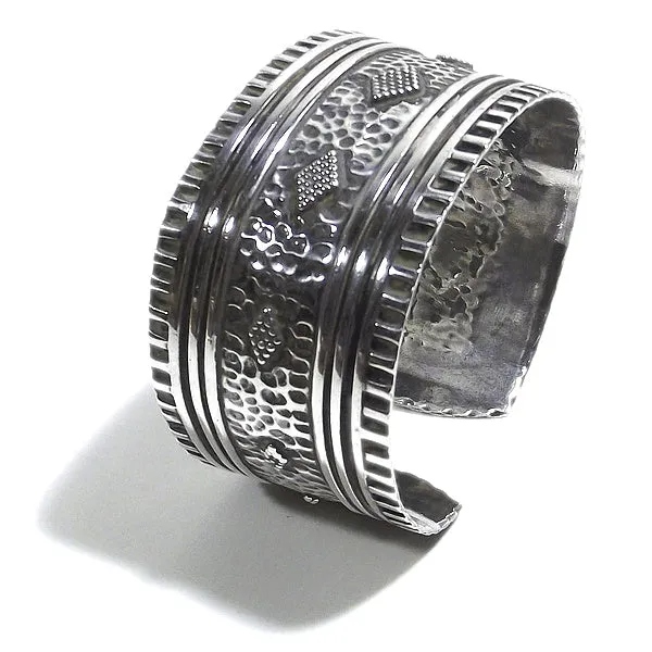 Bracciale etnico ROMEO in argento da UOMO o DONNA - rigido | Gioielli da Uomo