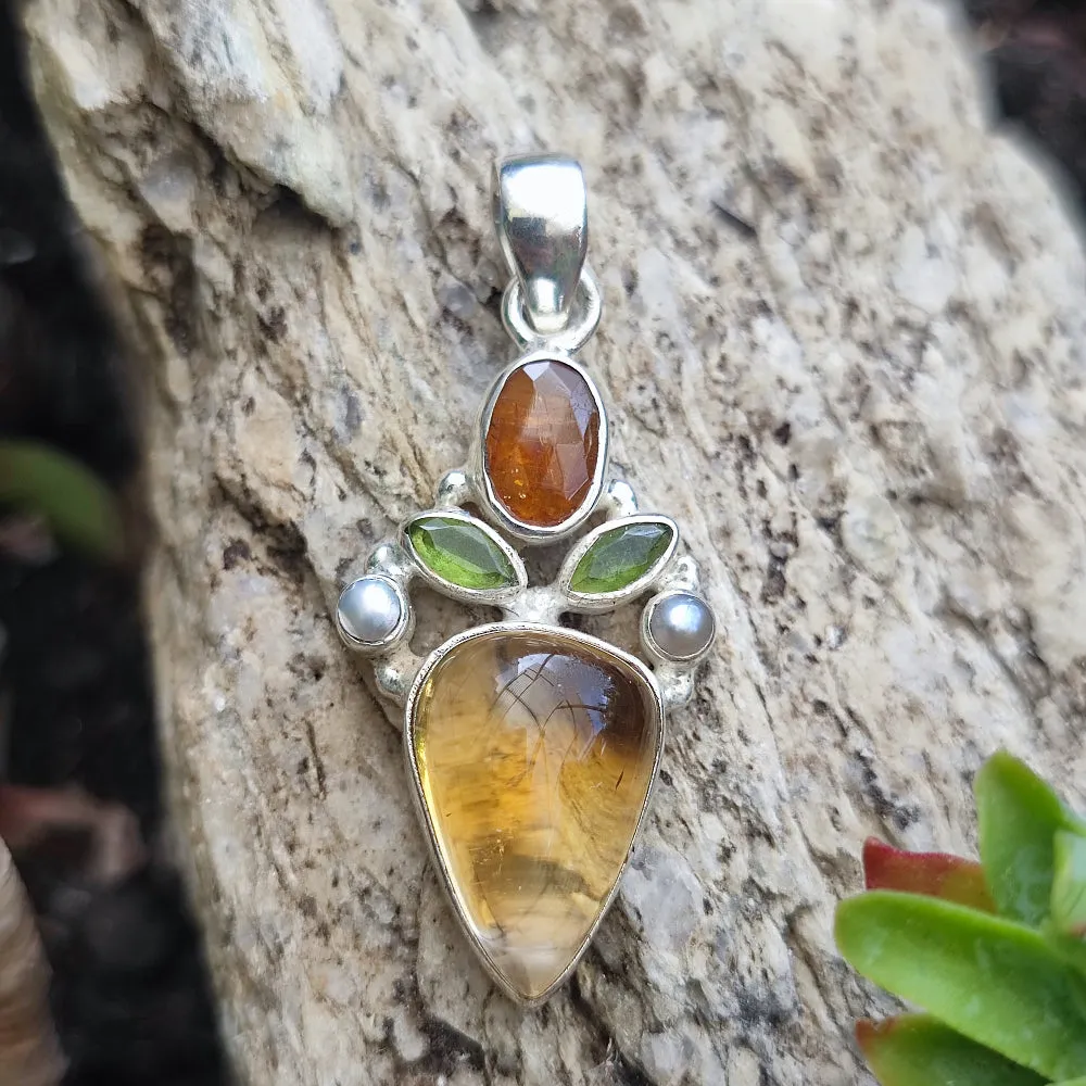 Ethnic pendant in 925 silver with stone - CHICHARI