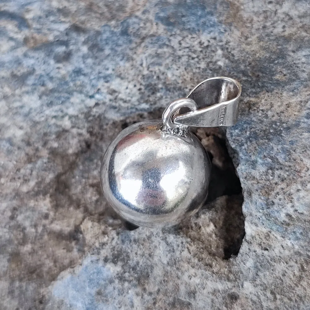 Engel rufender Anhänger aus 925er Silber – GIACOMO