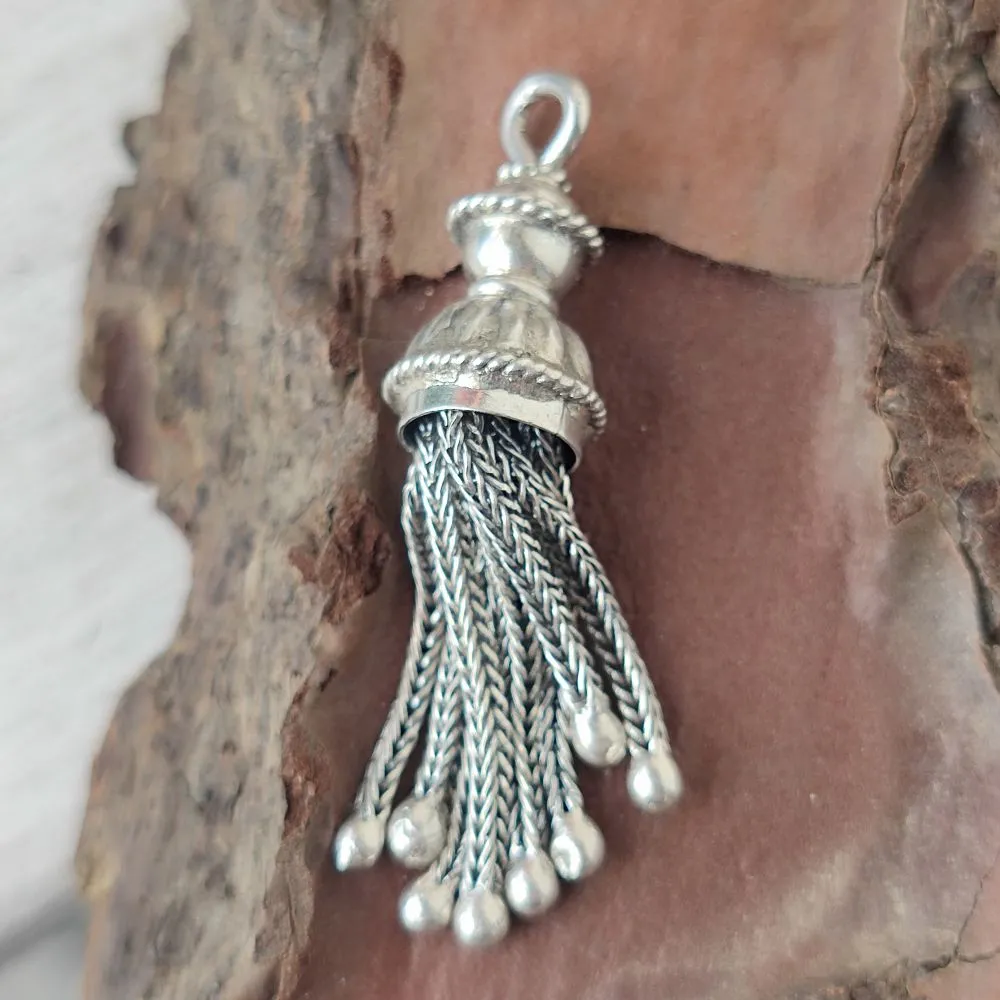 925 Silver Indian Ethnic Pendant - LARGHAR