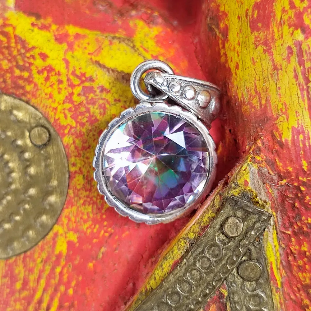 925er Silberanhänger mit Stein - JETHOLI