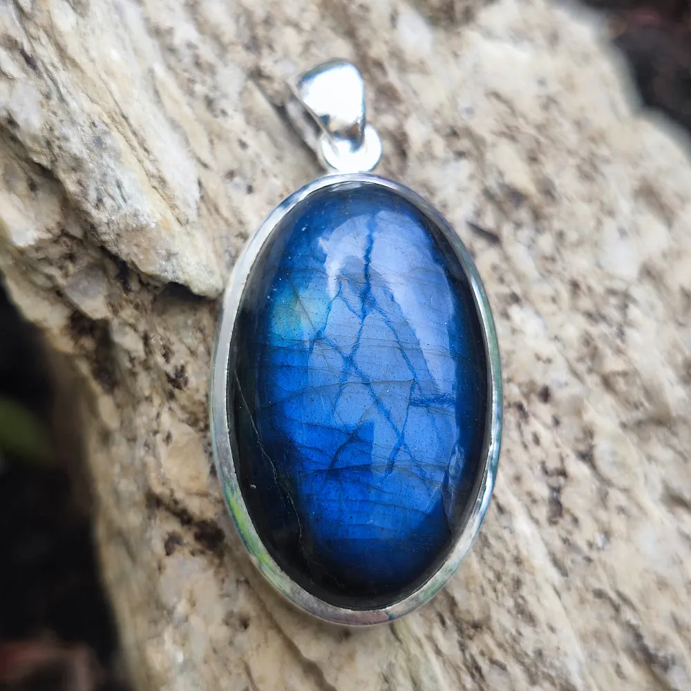 Ethnic pendant in 925 silver with stone - MANDHATA