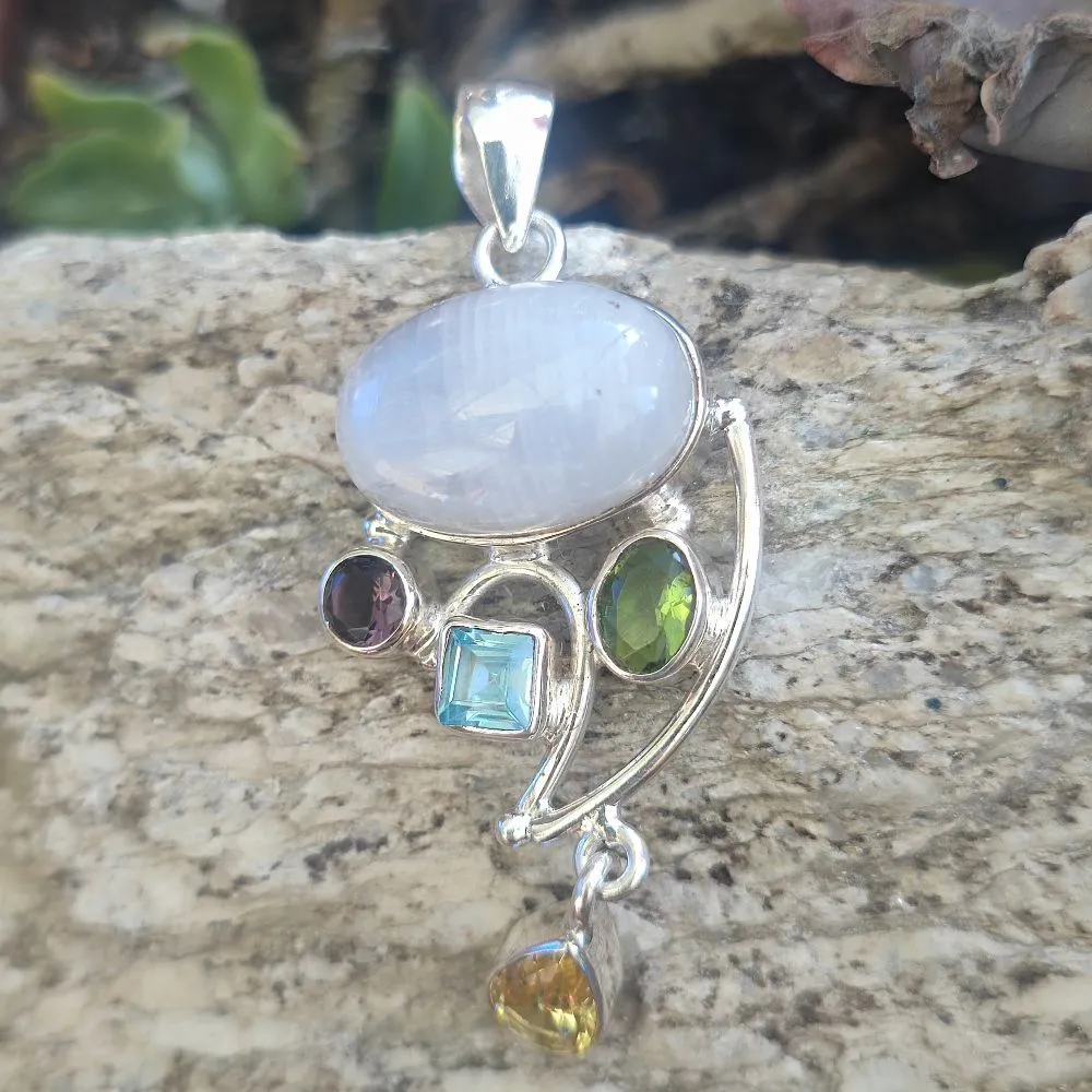 Ethnic pendant in 925 silver with stone - MANIPUR