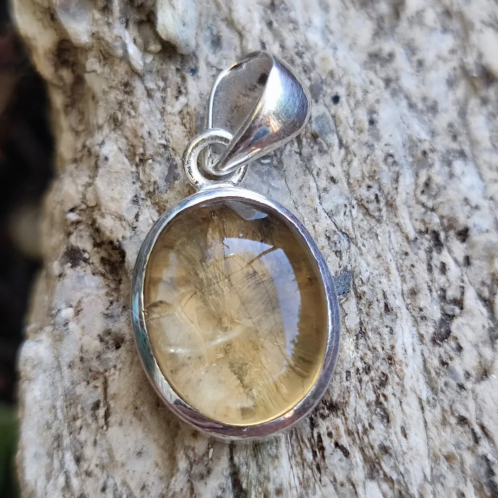 925 Silver Pendant with Stone - MUSSOORIE