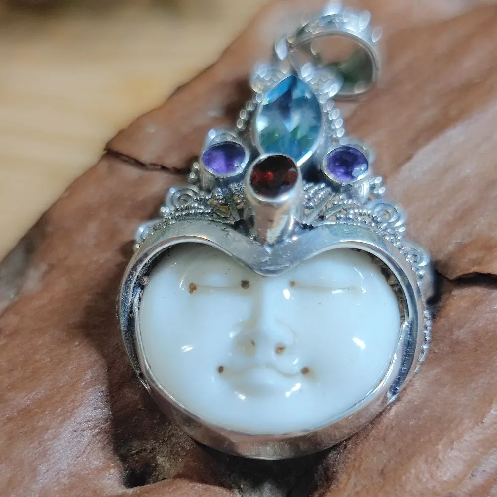 Ethnic pendant in 925 silver with stones - SANDESH